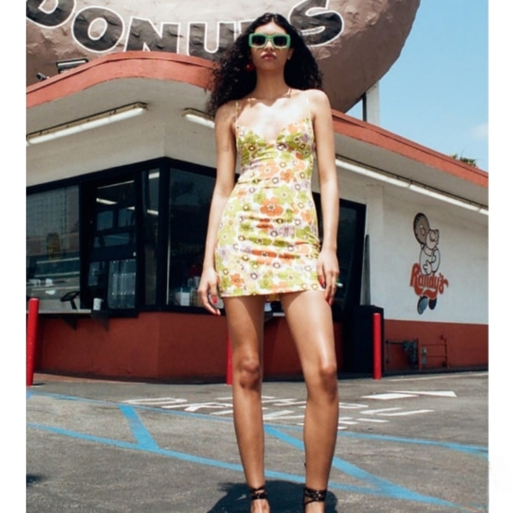 ZARA FLORAL PRINT SHORT MINI DRESS NWT